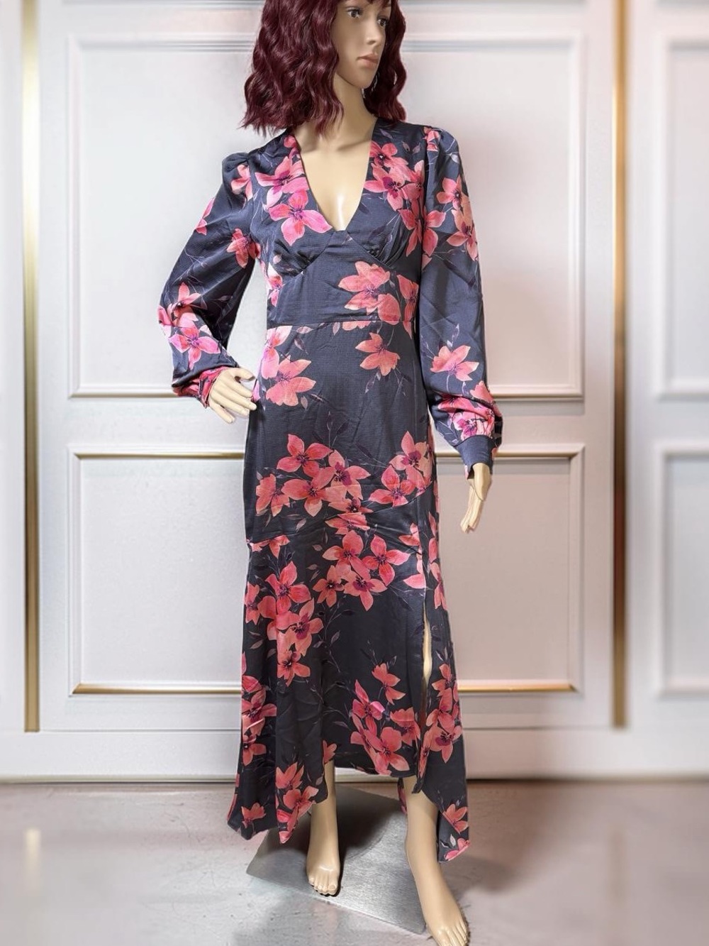 Liquorish NWT Sz 4 Pretty Floral V-Neck Maxi Dress Charcoal Pink Flowers (0778)
